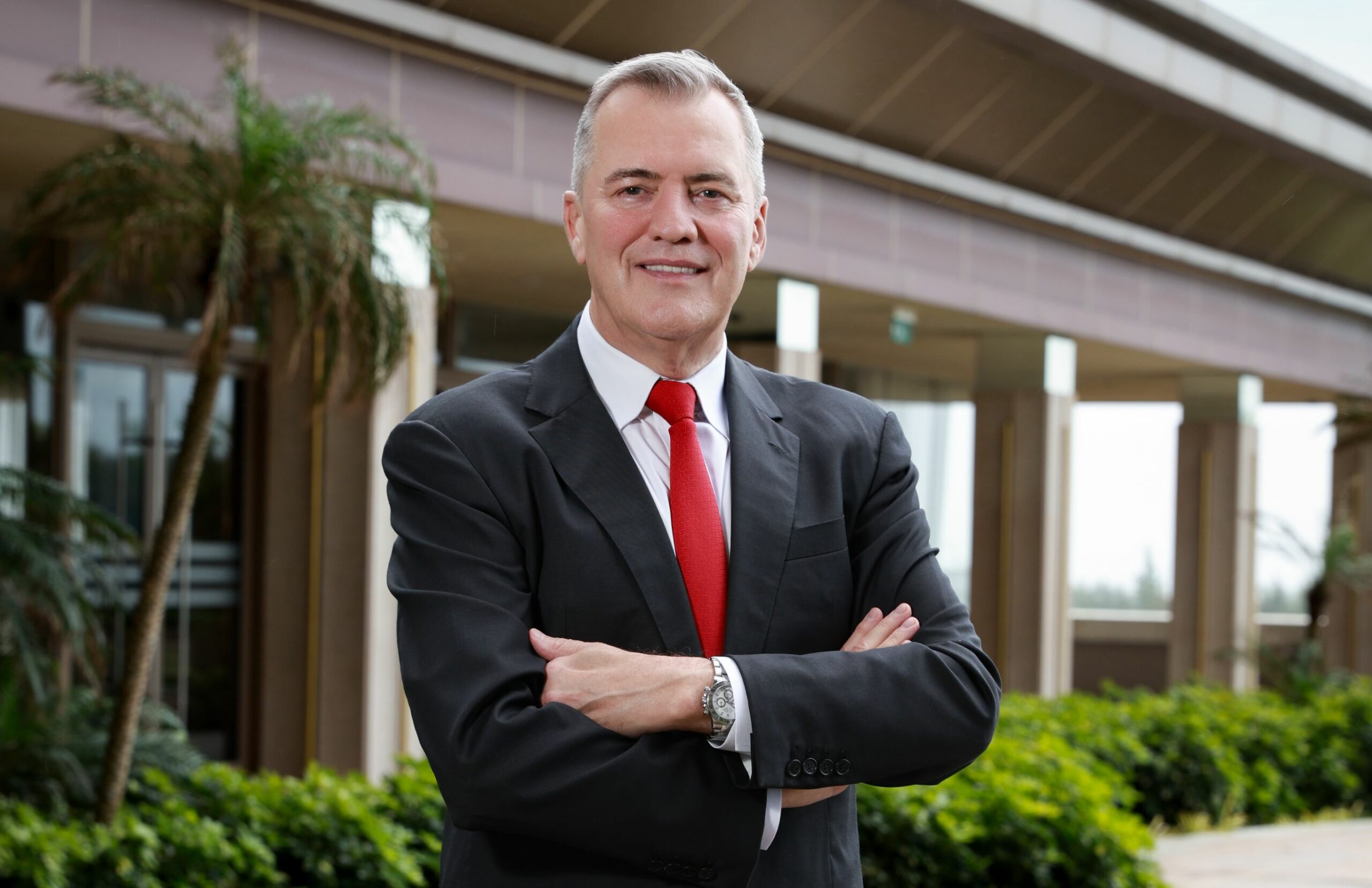 STEVEN WOLSTENHOLME<br> <i>Dựng Xây Nhịp Cầu Du Lịch Và Văn Hóa</I>