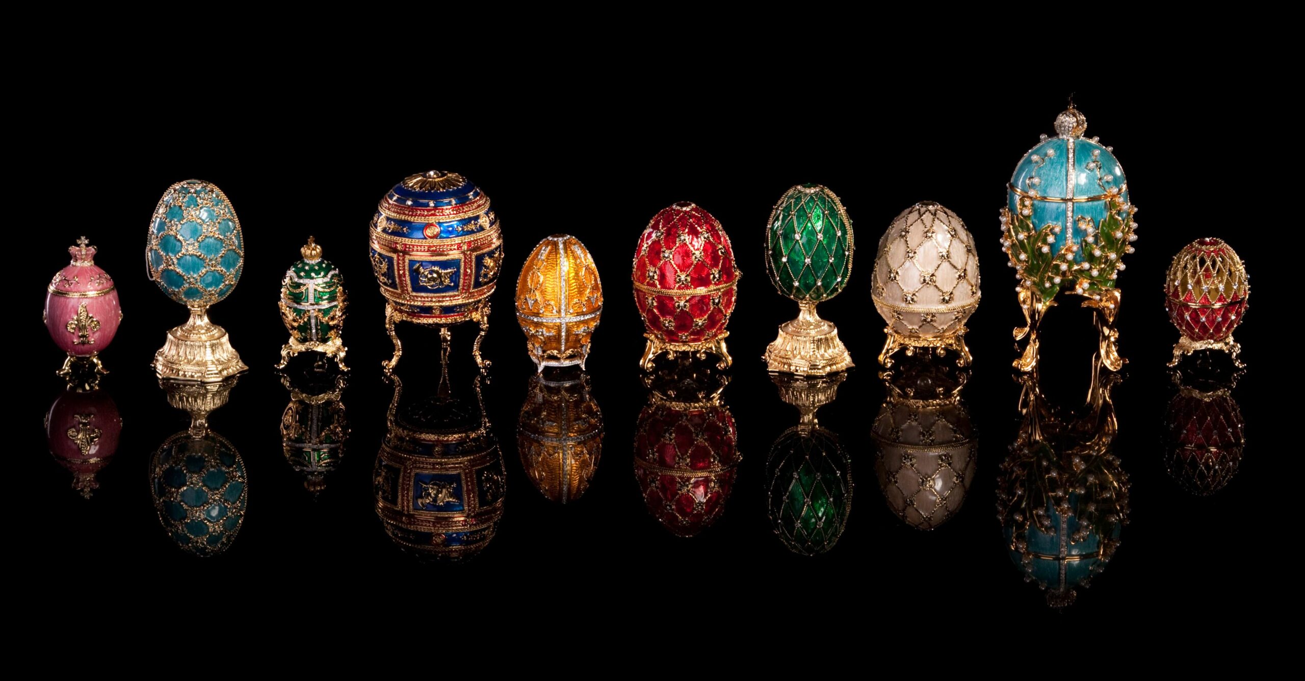 FABERGÉ<br> <i>Dấu Ấn Phù Hoa Của Một Triều Đại</I>