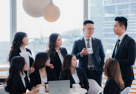 The New Era of Yacht Ownership <br><i>The New Era of Yacht Ownership</i>